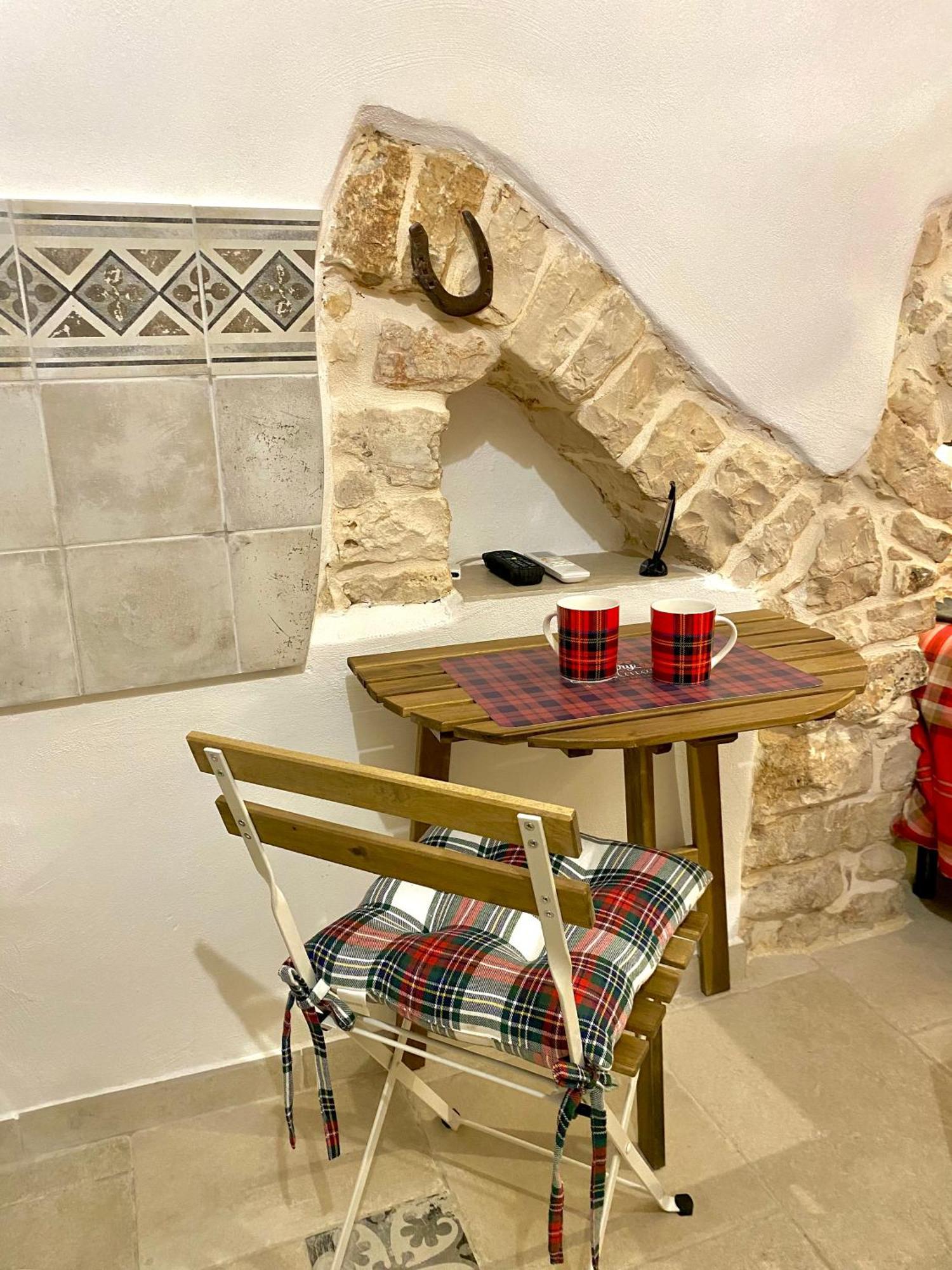 Bed and Breakfast Domus Klara Turi Exterior foto